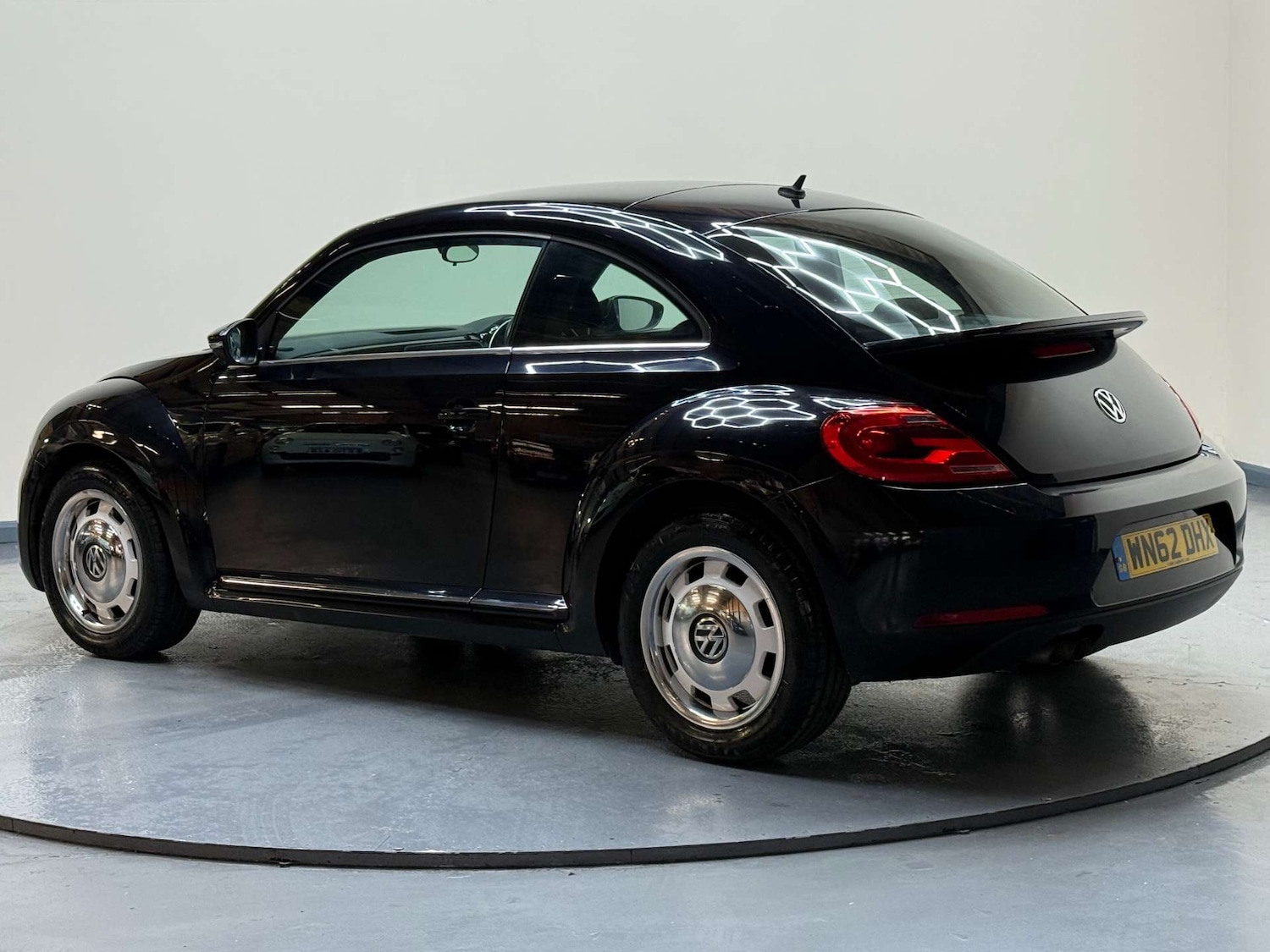 Used Volkswagen Beetle 2012 for sale - 76961784: Photo 50