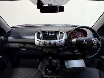 Used Mitsubishi L200 2015 for sale - 74033184: Photo