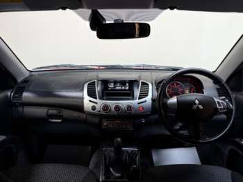 Used Mitsubishi L200 2015 for sale - 74033184: Photo