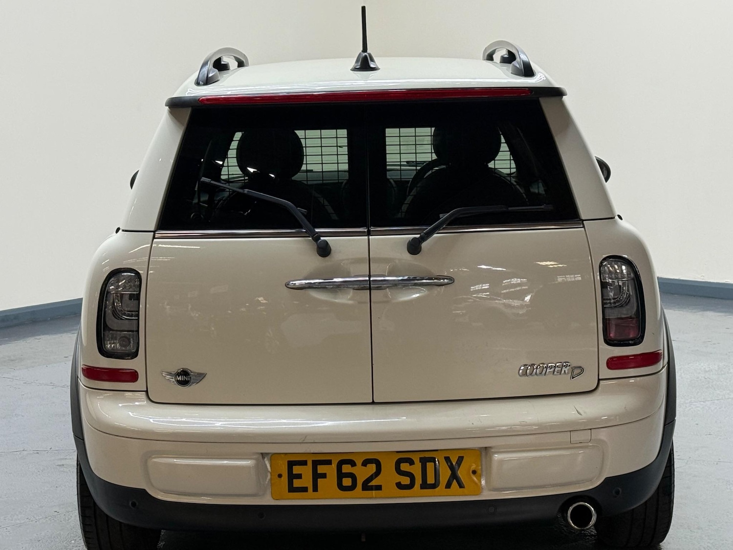Vehicle 29
