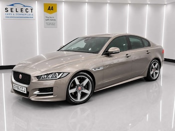 Used Jaguar XE 2016 for sale - 79260509: Photo