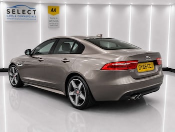 Used Jaguar XE 2016 for sale - 79260509: Photo