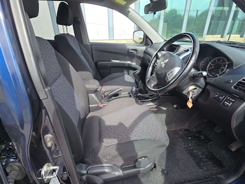 Used Mitsubishi L200 2015 for sale - 76181055: Photo 2