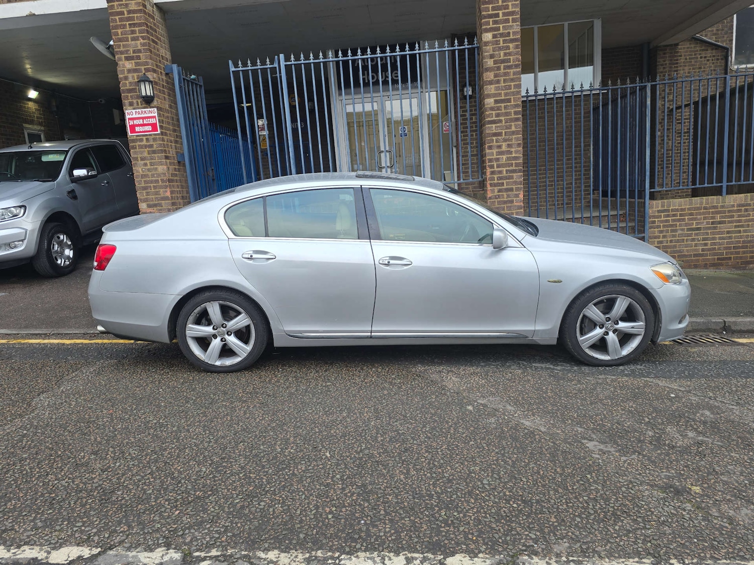 Used Lexus GS 2005 for sale - 77366801: Photo 2