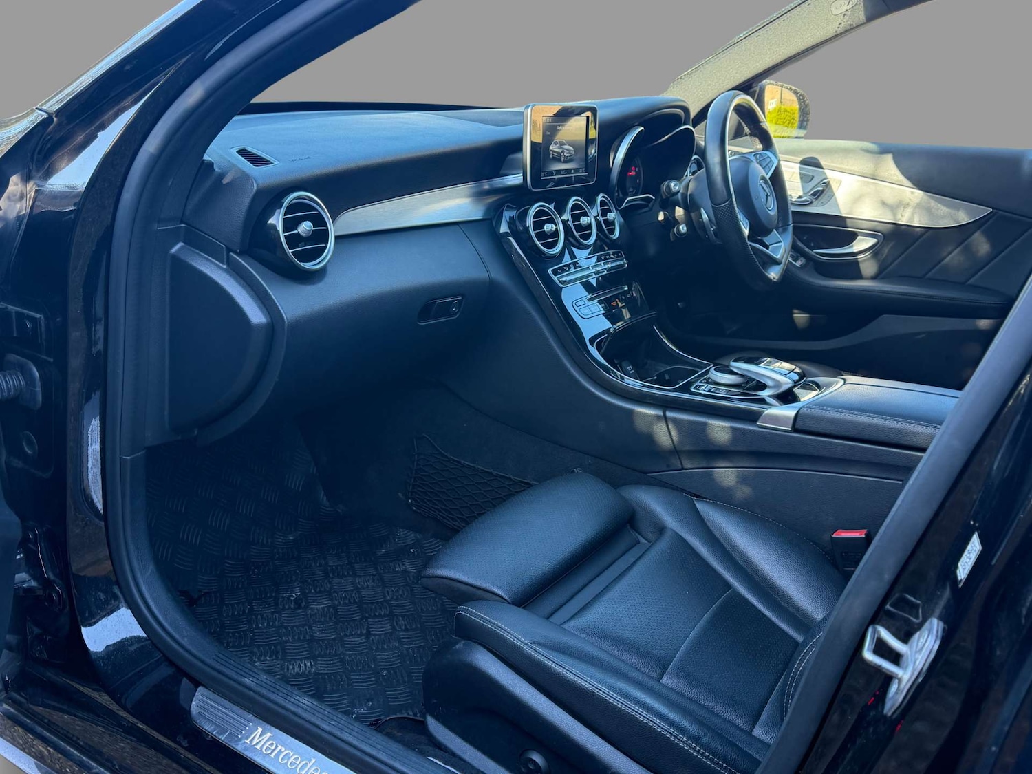 Used Mercedes-Benz C Class 2017 for sale - 78162644: Photo 5