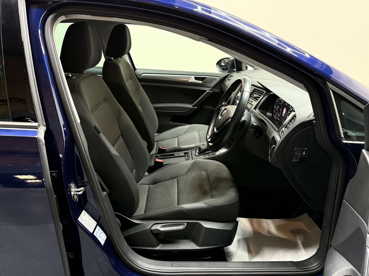 Used Volkswagen Golf 2023 for sale - 76601109: Photo 15