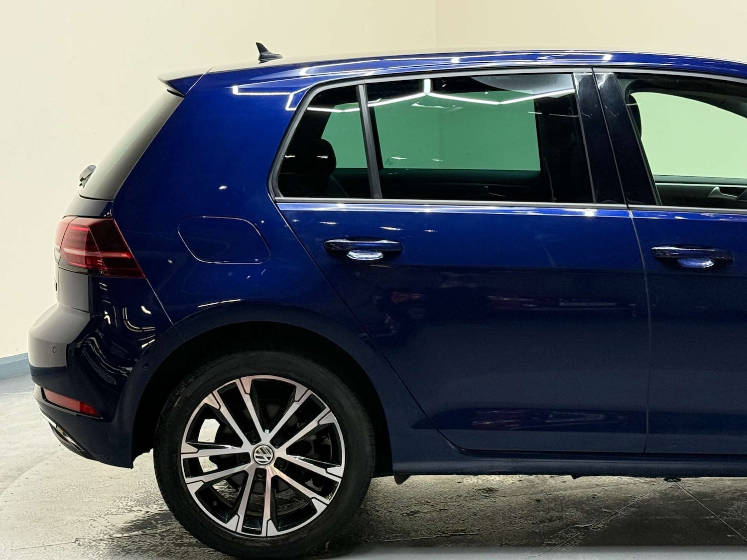 Used Volkswagen Golf 2023 for sale - 76601109: Photo 44