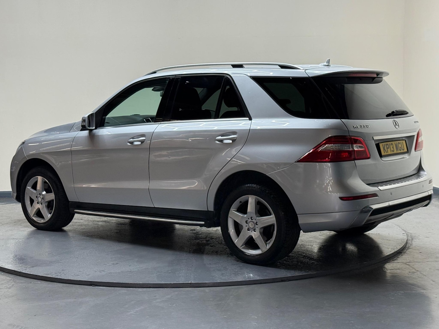 Vehicle 29