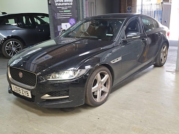 Used Jaguar XE 2018 for sale - 75857444: Photo