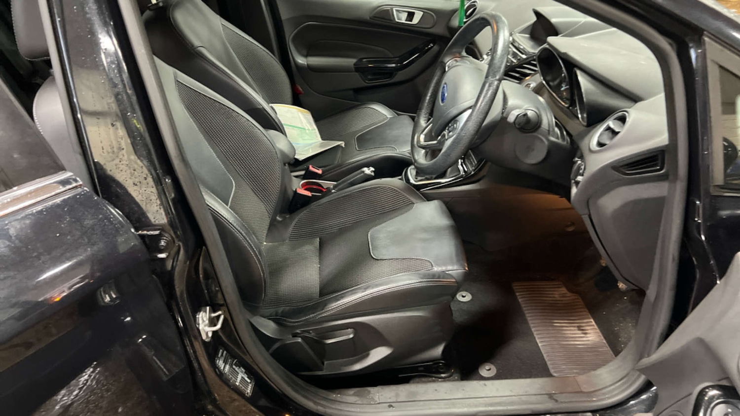 Used Ford Fiesta 2016 for sale - 76687508: Photo 3