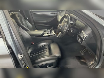 Used BMW 5 Series 2018 for sale - 77417567: Photo