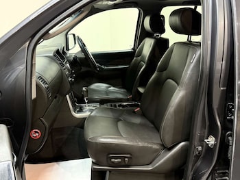 Used Nissan Navara 2012 for sale - 77045752: Photo