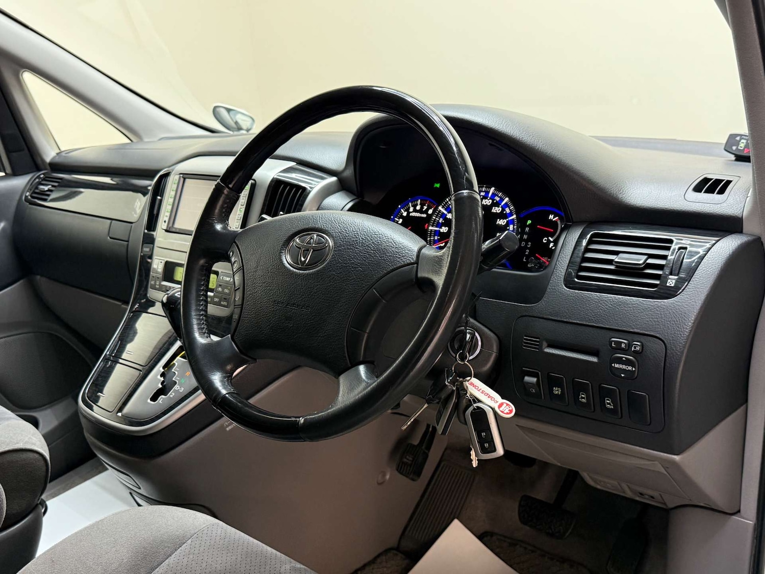 Used Toyota Alphard 2006 for sale - 76581914: Photo 14