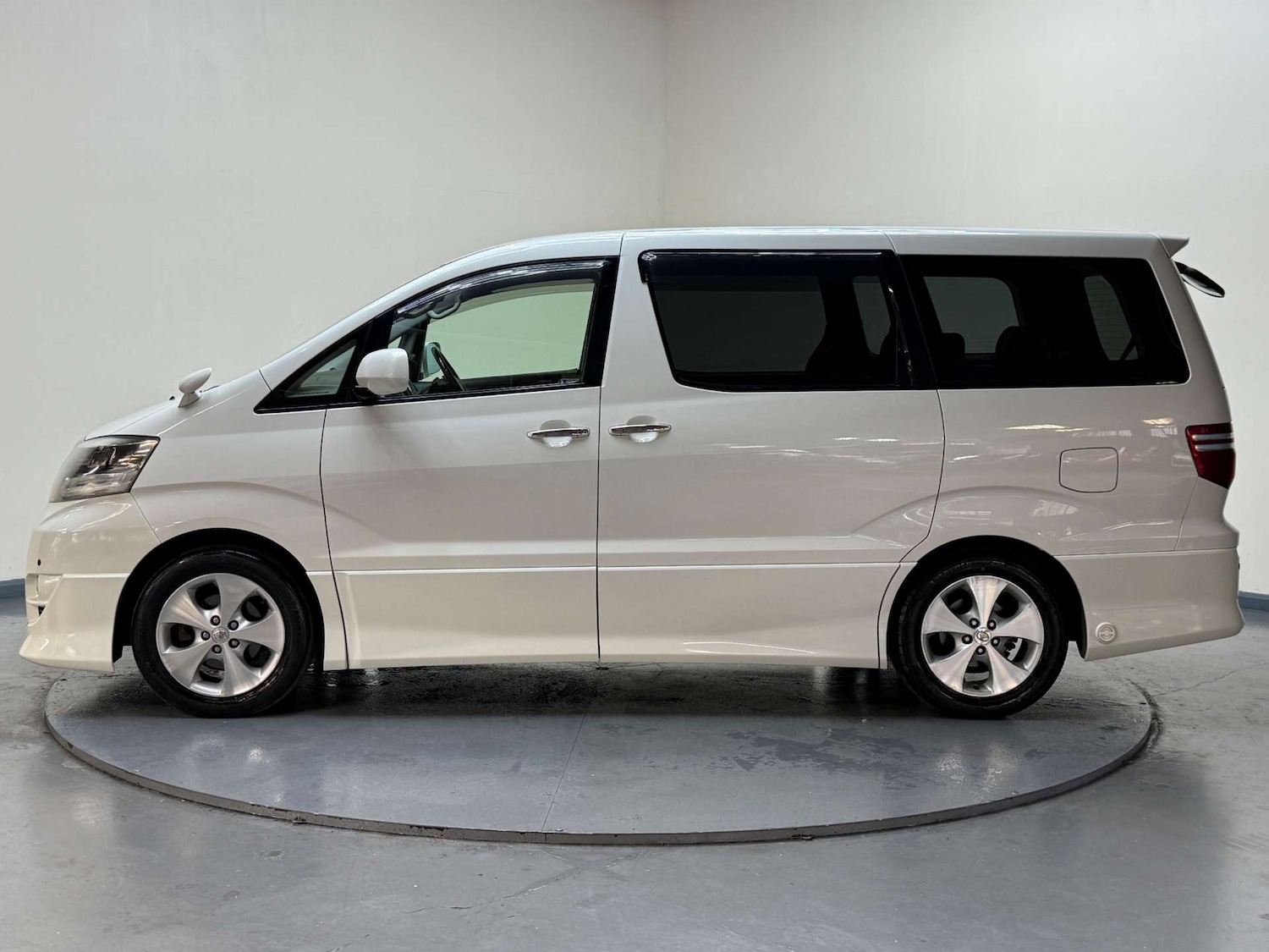Used Toyota Alphard 2006 for sale - 76581914: Photo 27