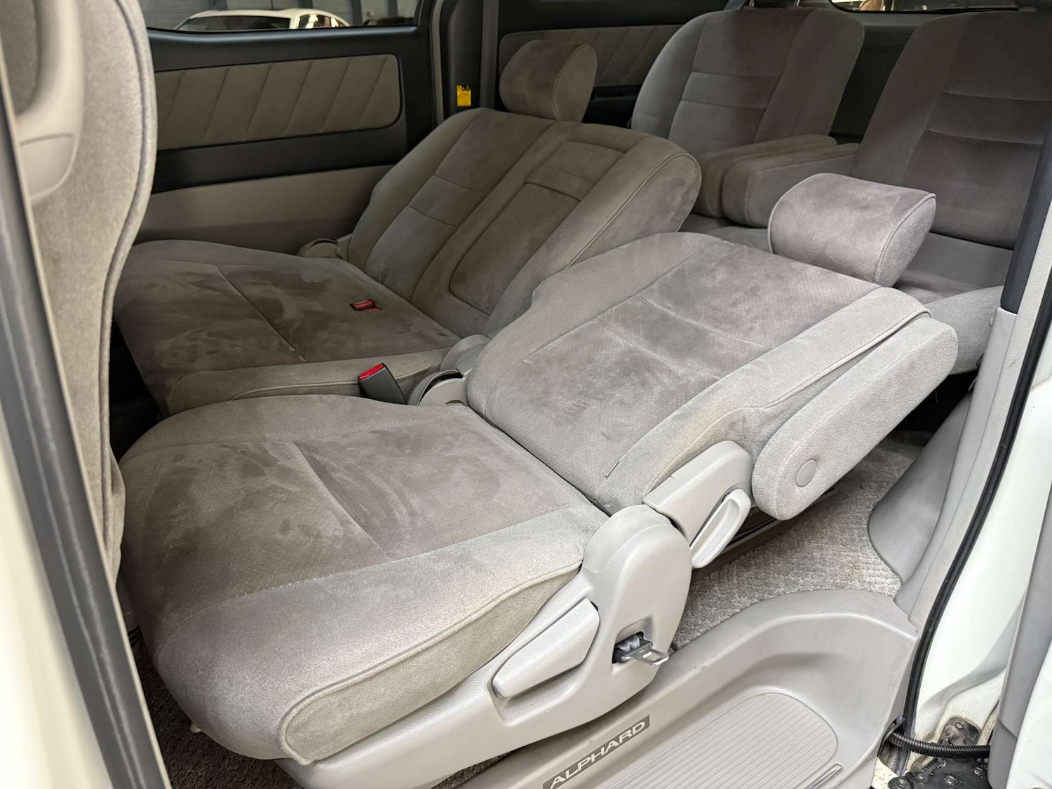 Used Toyota Alphard 2006 for sale - 76581914: Photo 30