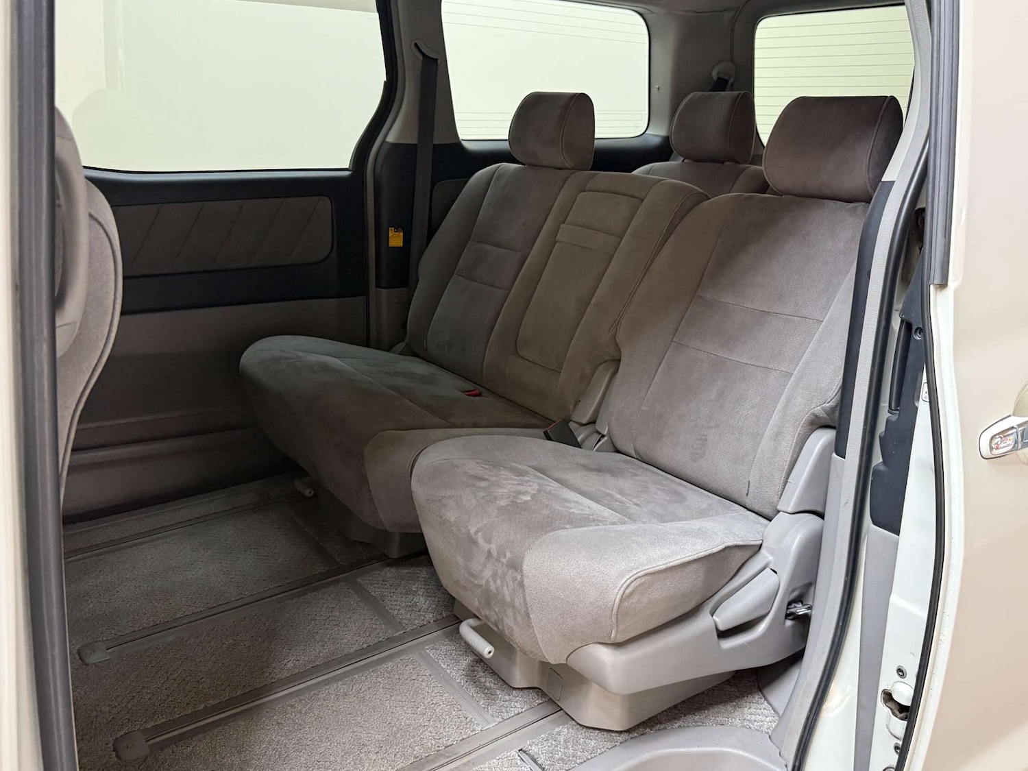 Used Toyota Alphard 2006 for sale - 76581914: Photo 31