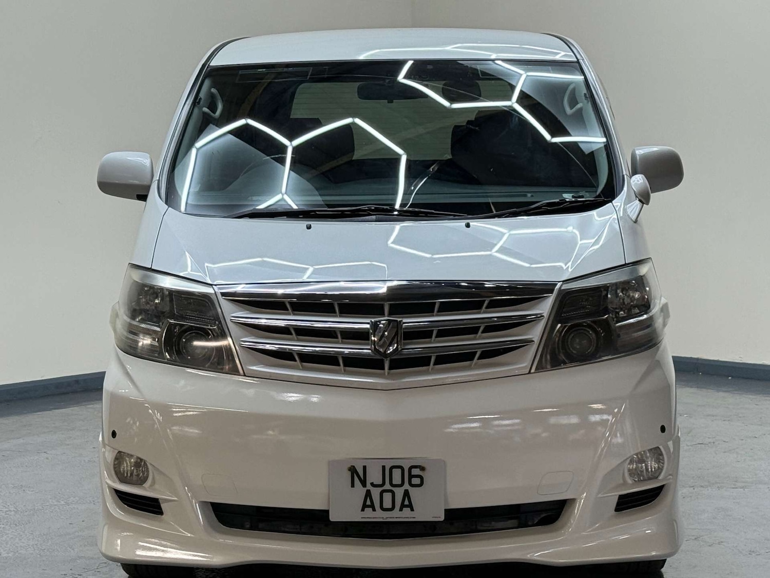 Used Toyota Alphard 2006 for sale - 76581914: Photo 9