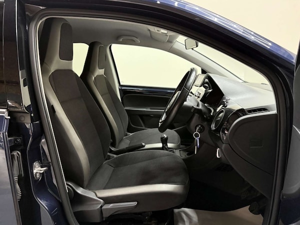 Used Volkswagen up! 2014 for sale - 76181038: Photo 18