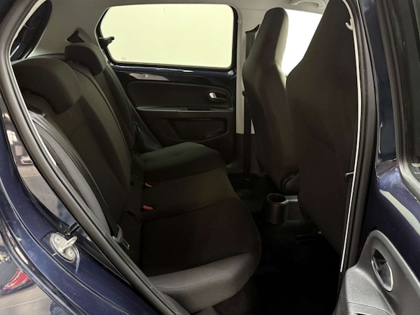 Used Volkswagen up! 2014 for sale - 76181038: Photo 24