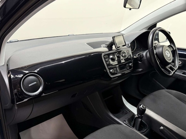 Used Volkswagen up! 2014 for sale - 76181038: Photo 31