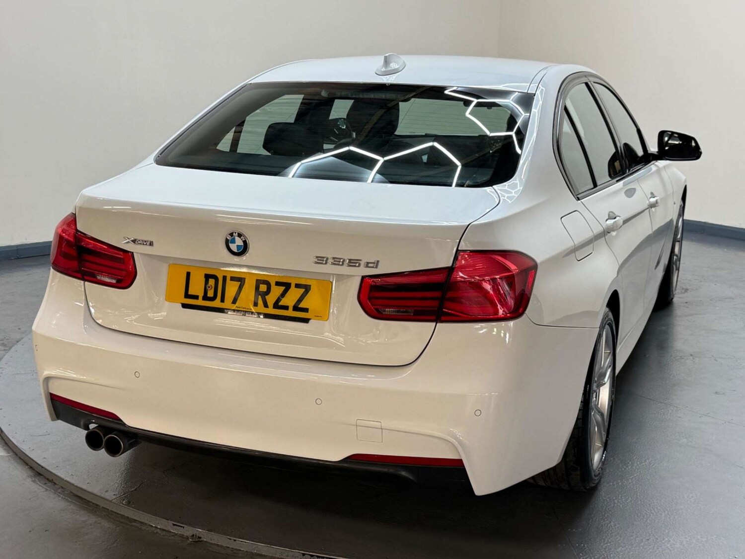 Used BMW 3 Series 2017 for sale - 76600856: Photo 43