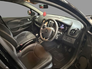 Used Renault Clio 2019 for sale - 78236049: Photo