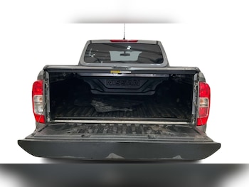 Used Nissan Navara 2021 for sale - 78674423: Photo