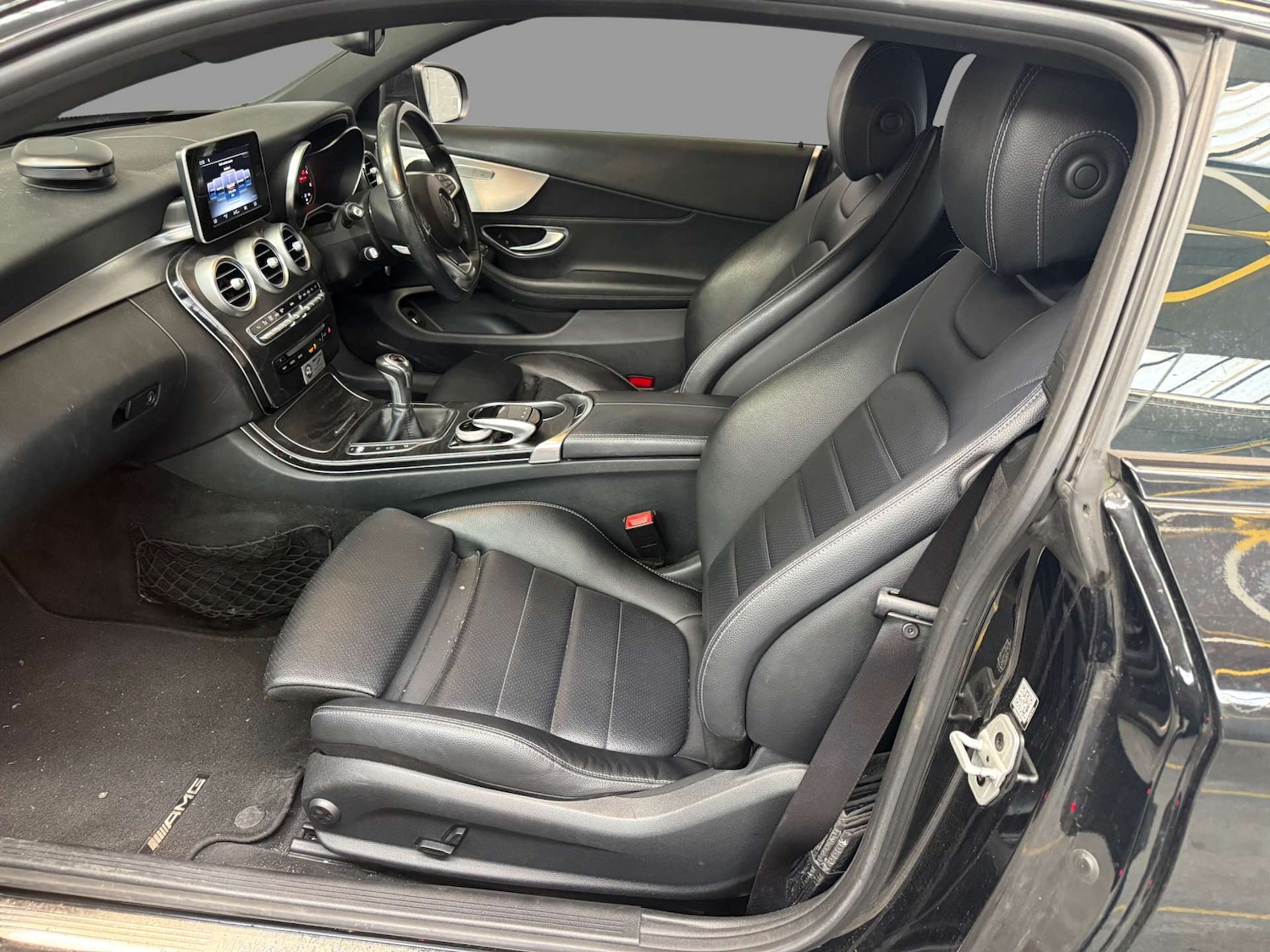 Used Mercedes-Benz C Class 2016 for sale - 77501220: Photo 3