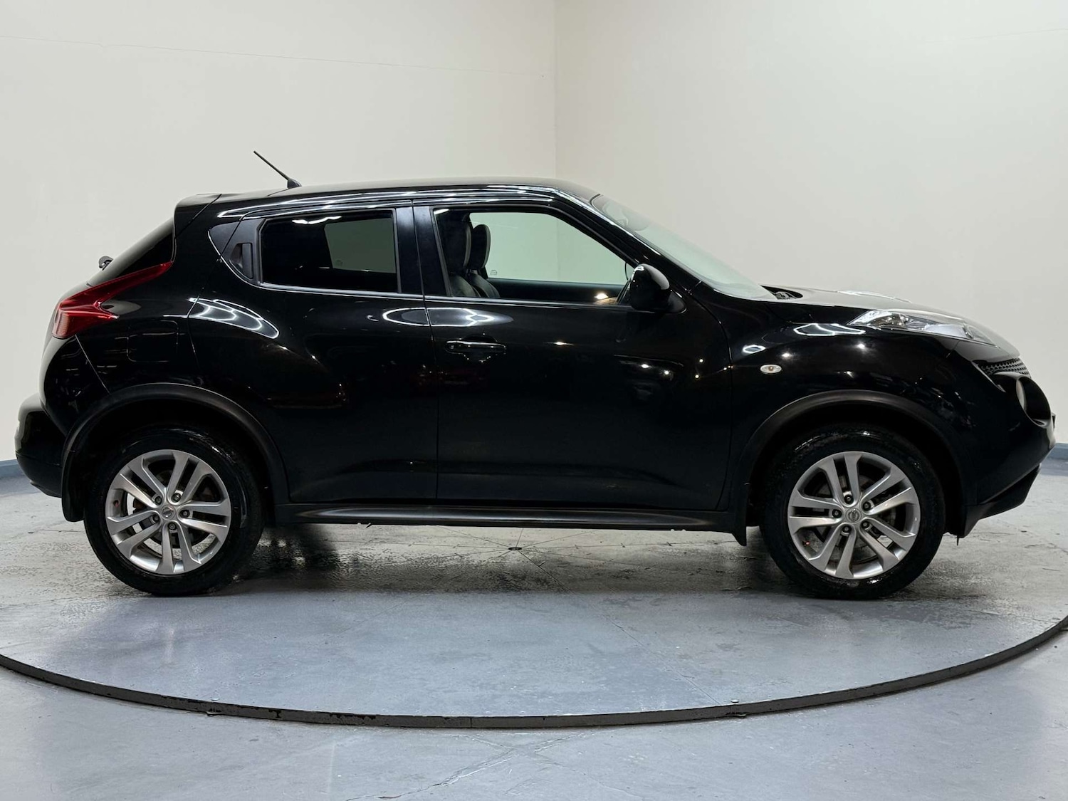 Used Nissan Juke 2011 for sale - 77148693: Photo 13