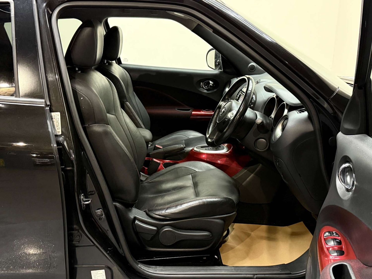 Used Nissan Juke 2011 for sale - 77148693: Photo 14