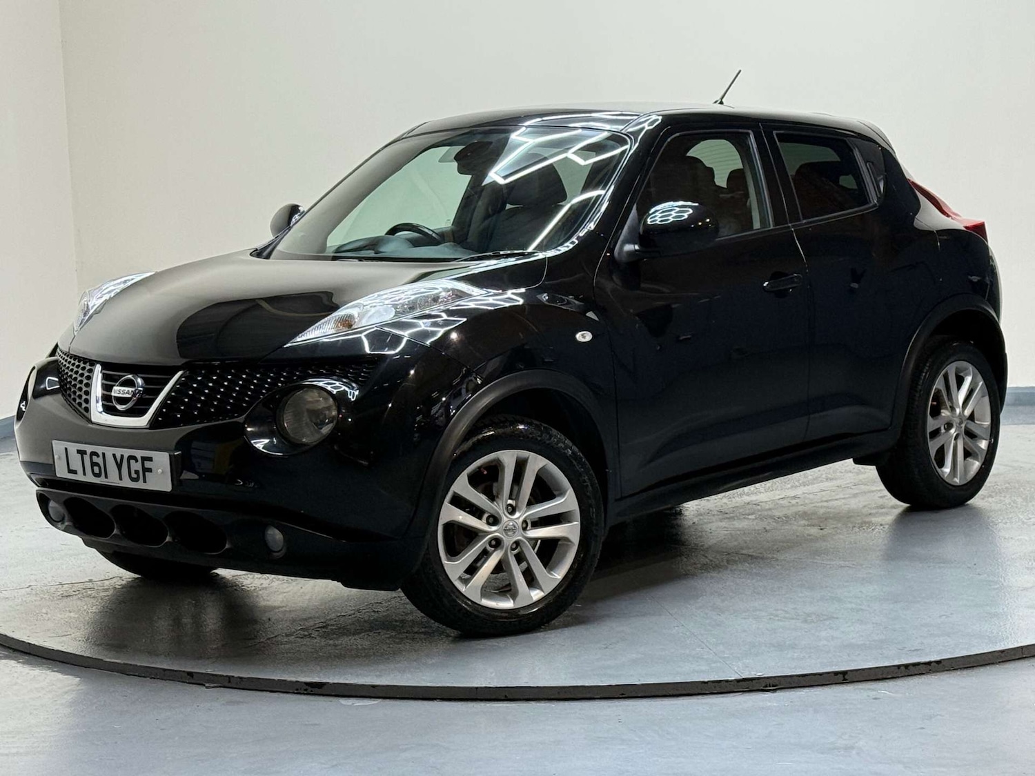 Used Nissan Juke 2011 for sale - 77148693: Photo 2