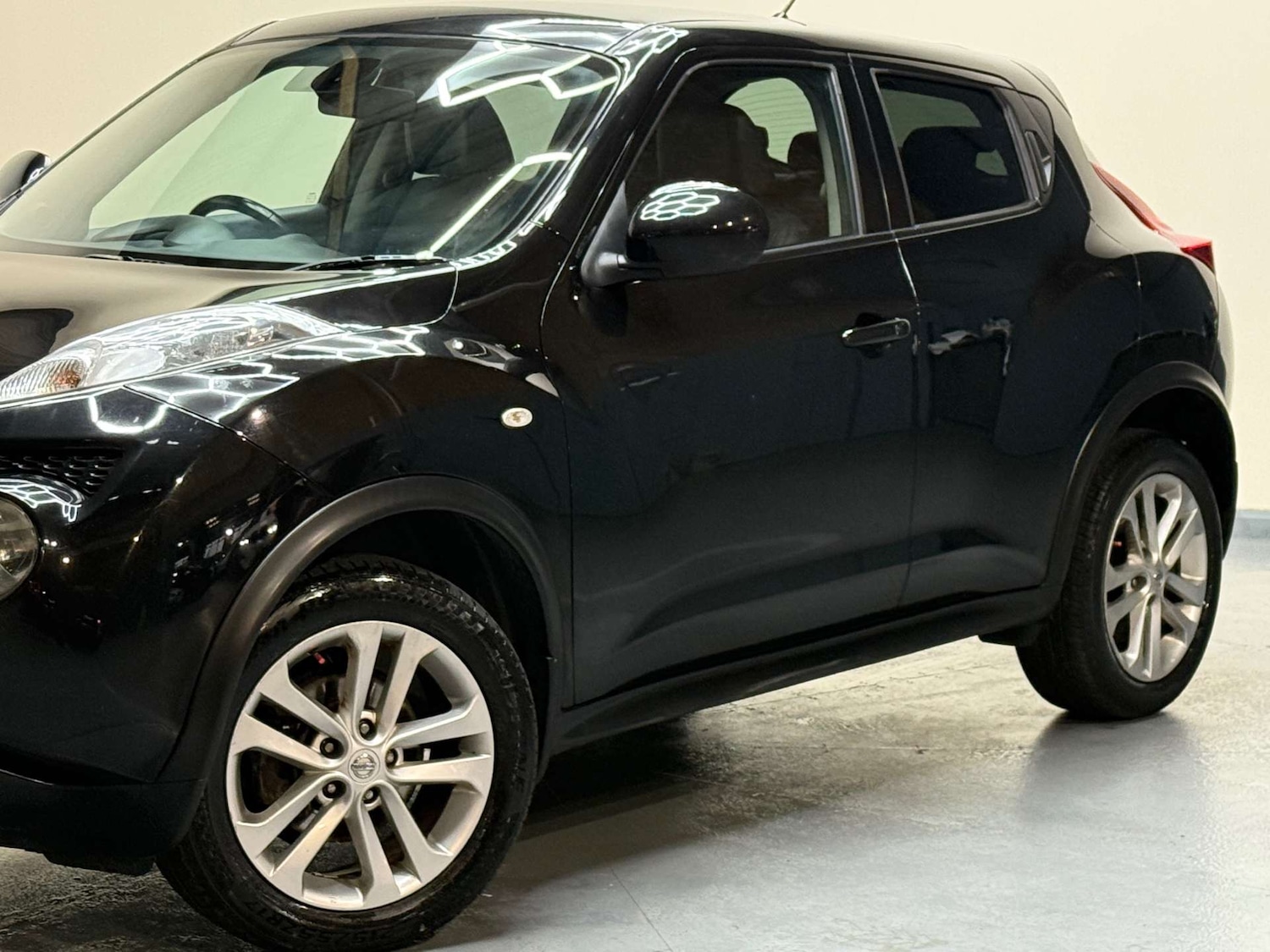 Used Nissan Juke 2011 for sale - 77148693: Photo 55