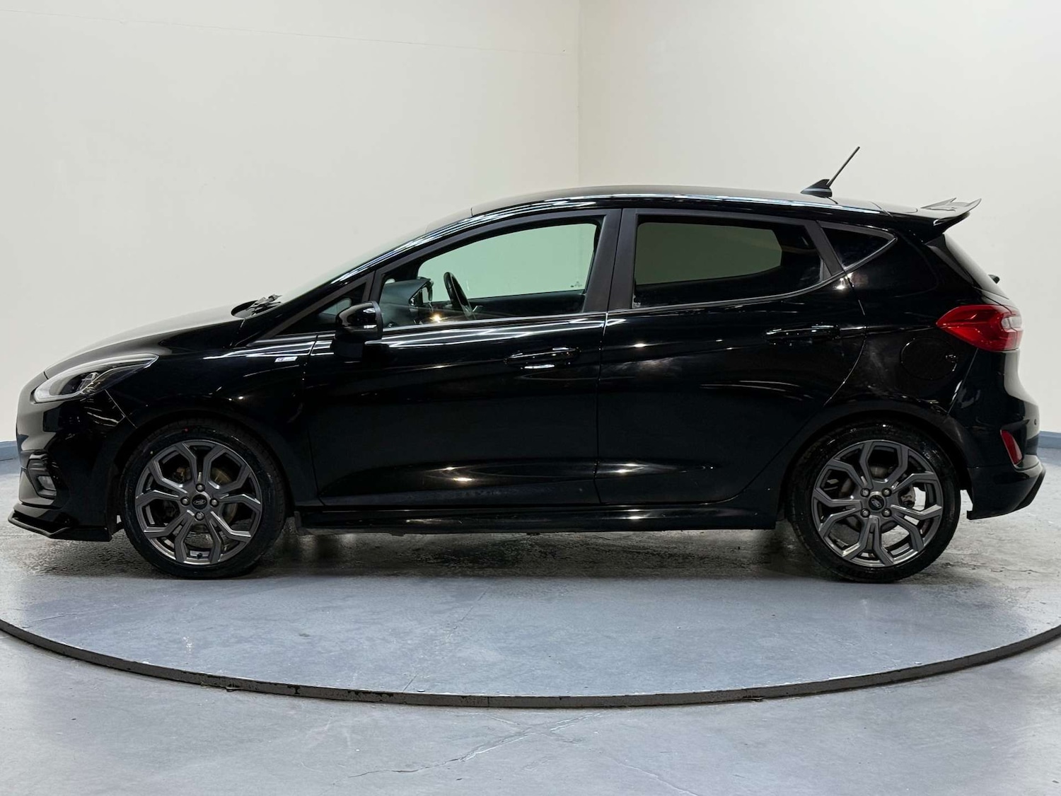 Used Ford Fiesta 2019 for sale - 77847532: Photo 30