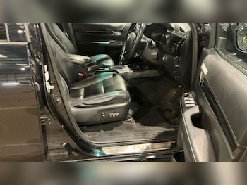 Used Toyota Hilux 2018 for sale - 78358969: Photo