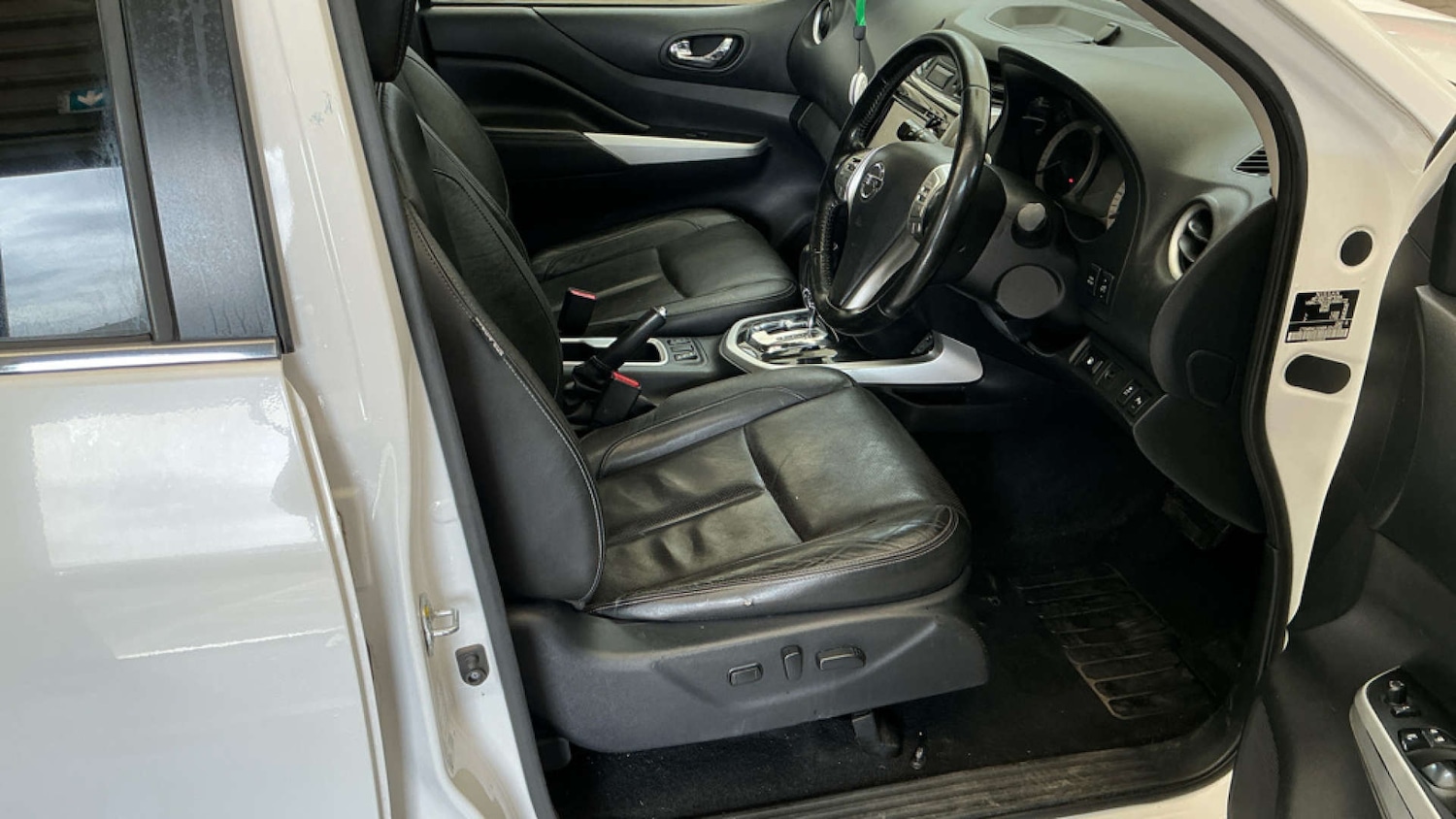 Used Nissan Navara 2018 for sale - 78039579: Photo 2