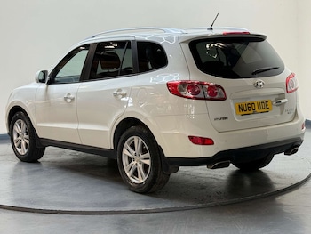 Used Hyundai Santa Fe 2010 for sale - 79054630: Photo