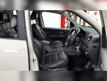 Used Volkswagen Amarok 2015 for sale - 78806643: Photo