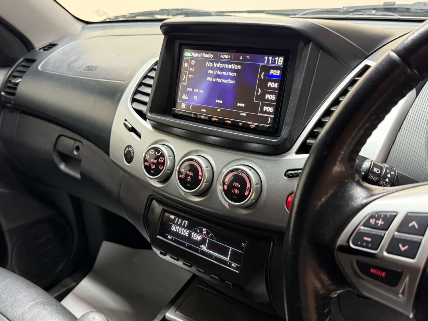 Used Mitsubishi L200 2014 for sale - 76181043: Photo 17