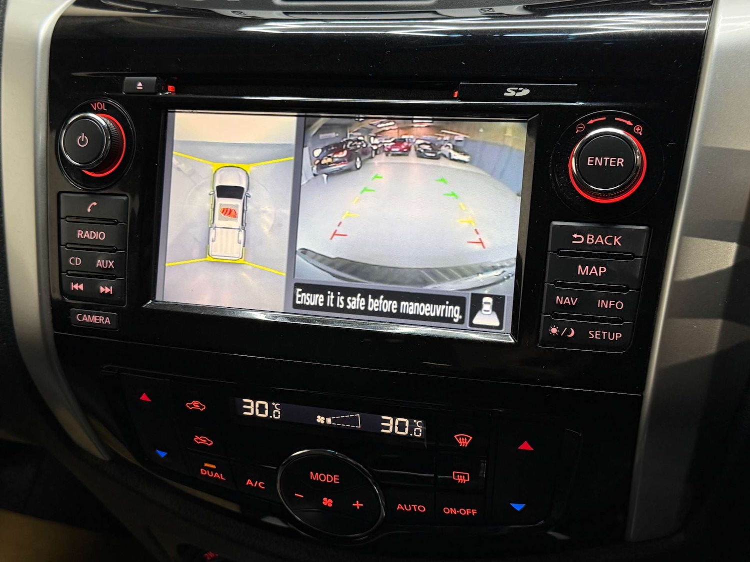 Used Nissan Navara 2018 for sale - 77650482: Photo 19