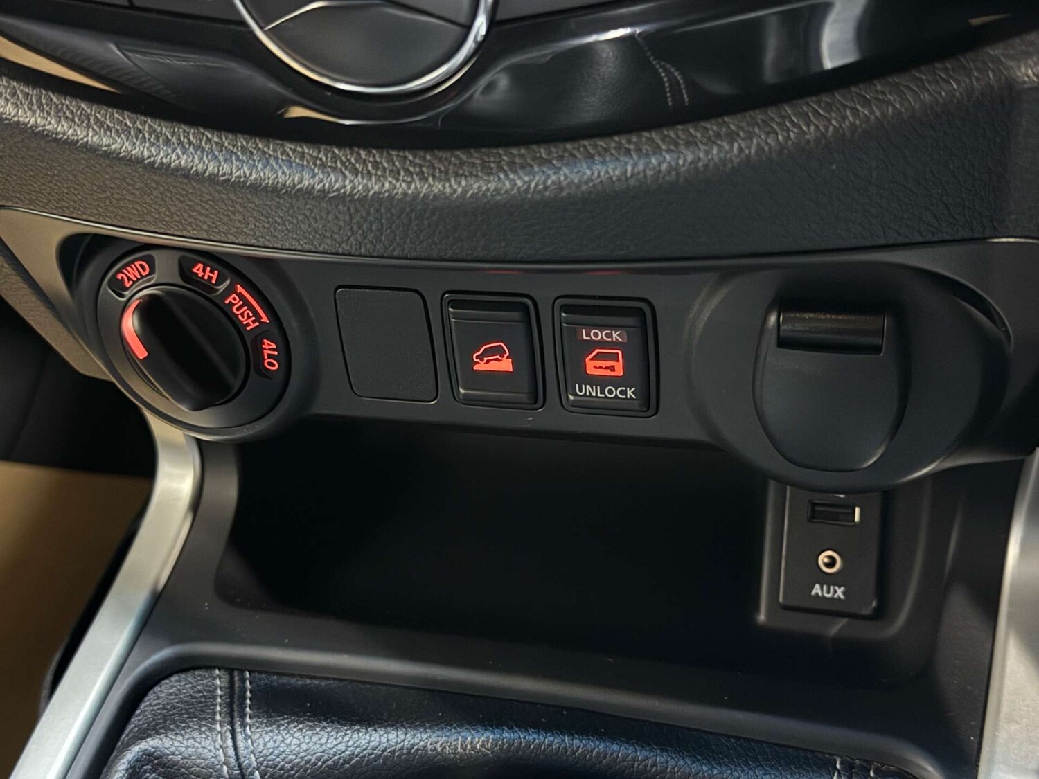 Used Nissan Navara 2018 for sale - 77650482: Photo 21