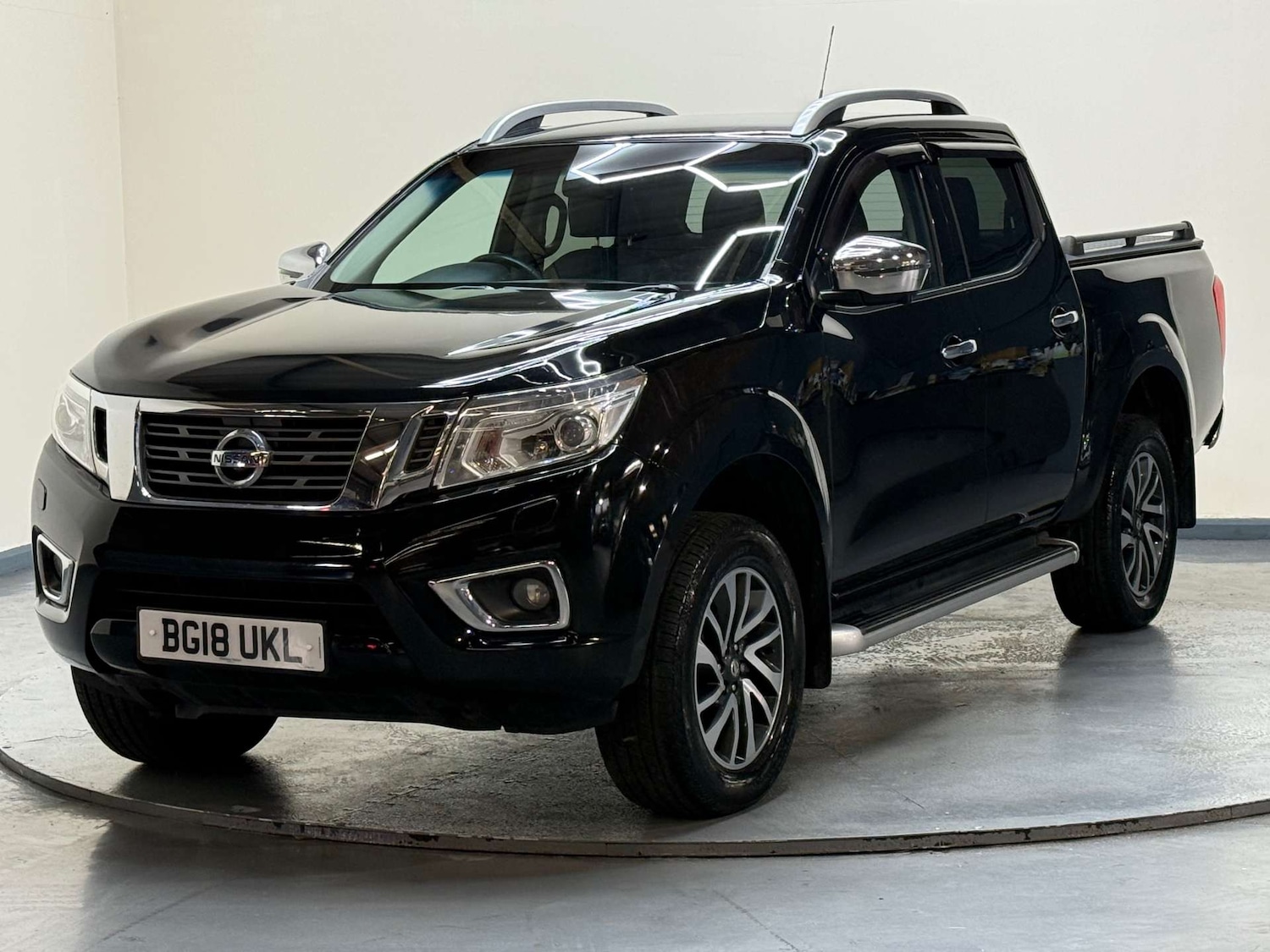 Used Nissan Navara 2018 for sale - 77650482: Photo 33