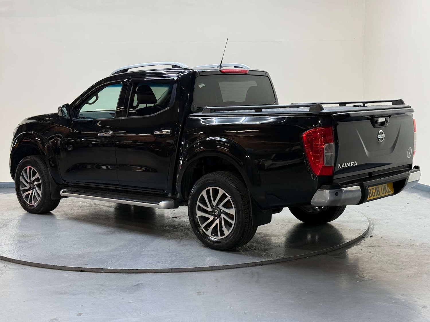 Used Nissan Navara 2018 for sale - 77650482: Photo 45