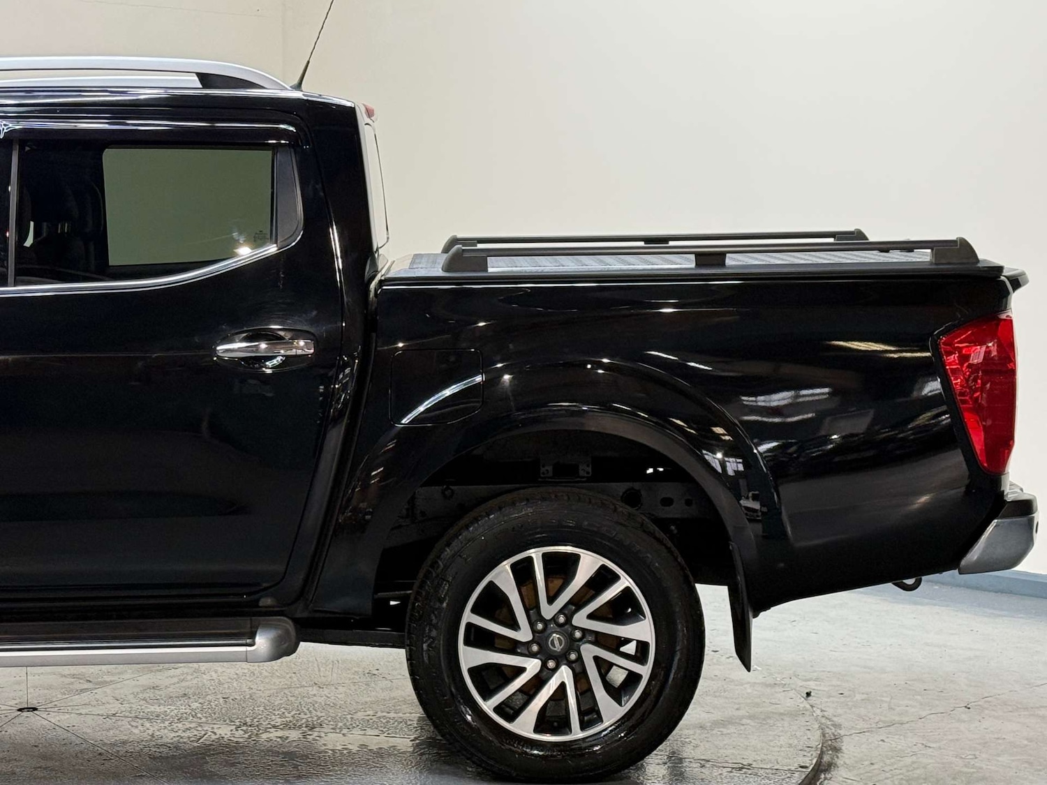 Used Nissan Navara 2018 for sale - 77650482: Photo 47