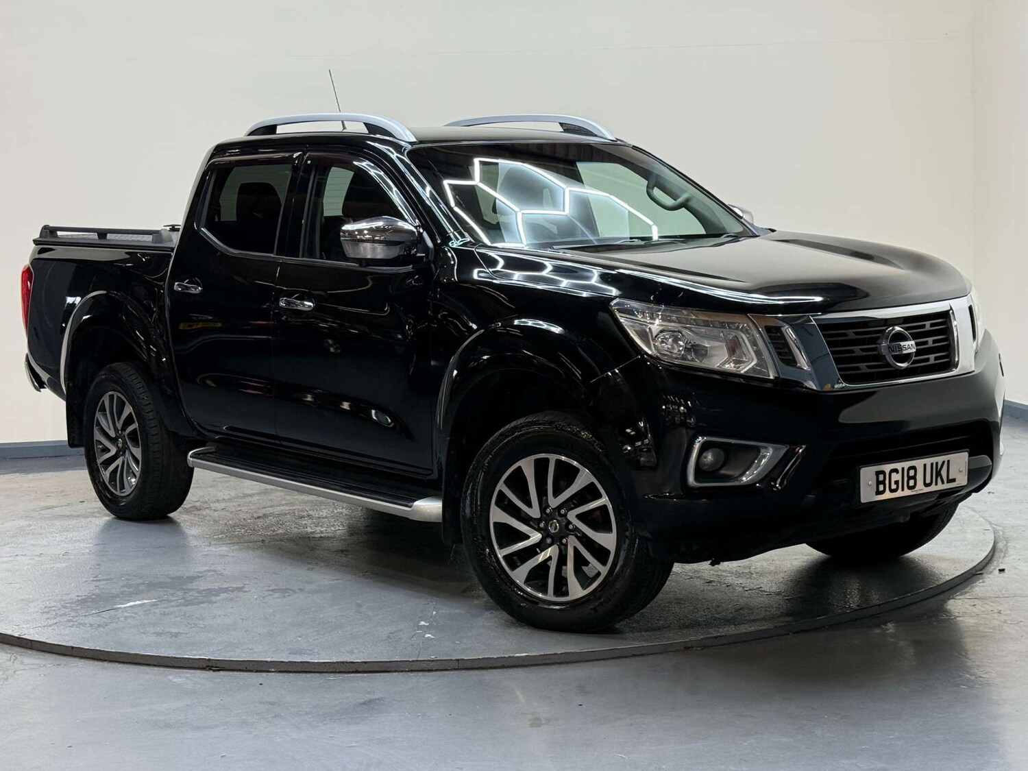 Used Nissan Navara 2018 for sale - 77650482: Photo 50