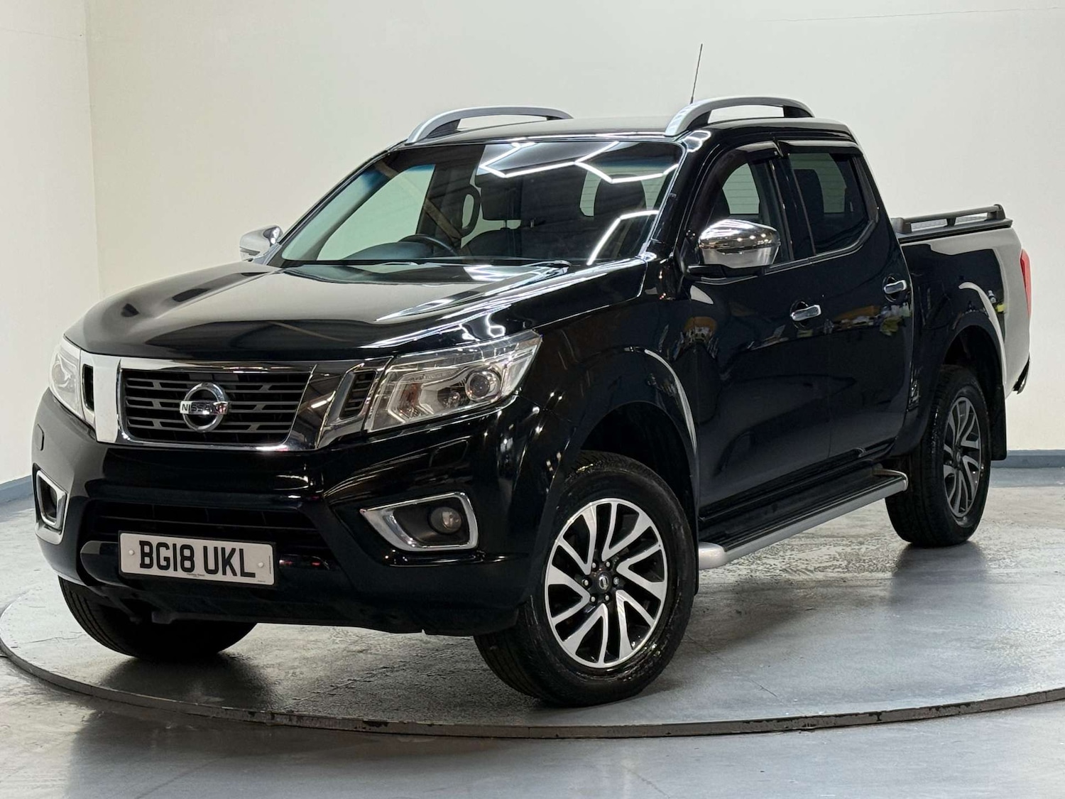 Used Nissan Navara 2018 for sale - 77650482: Photo 51