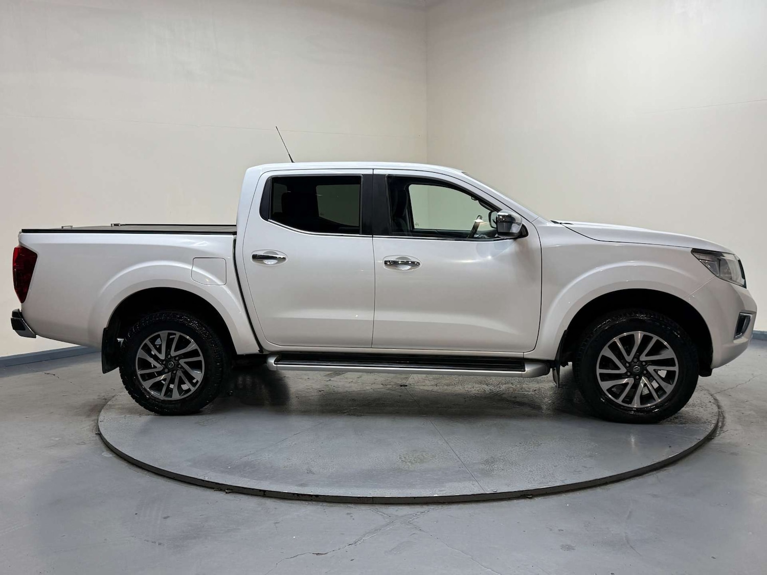 Used Nissan Navara 2018 for sale - 77276682: Photo 13