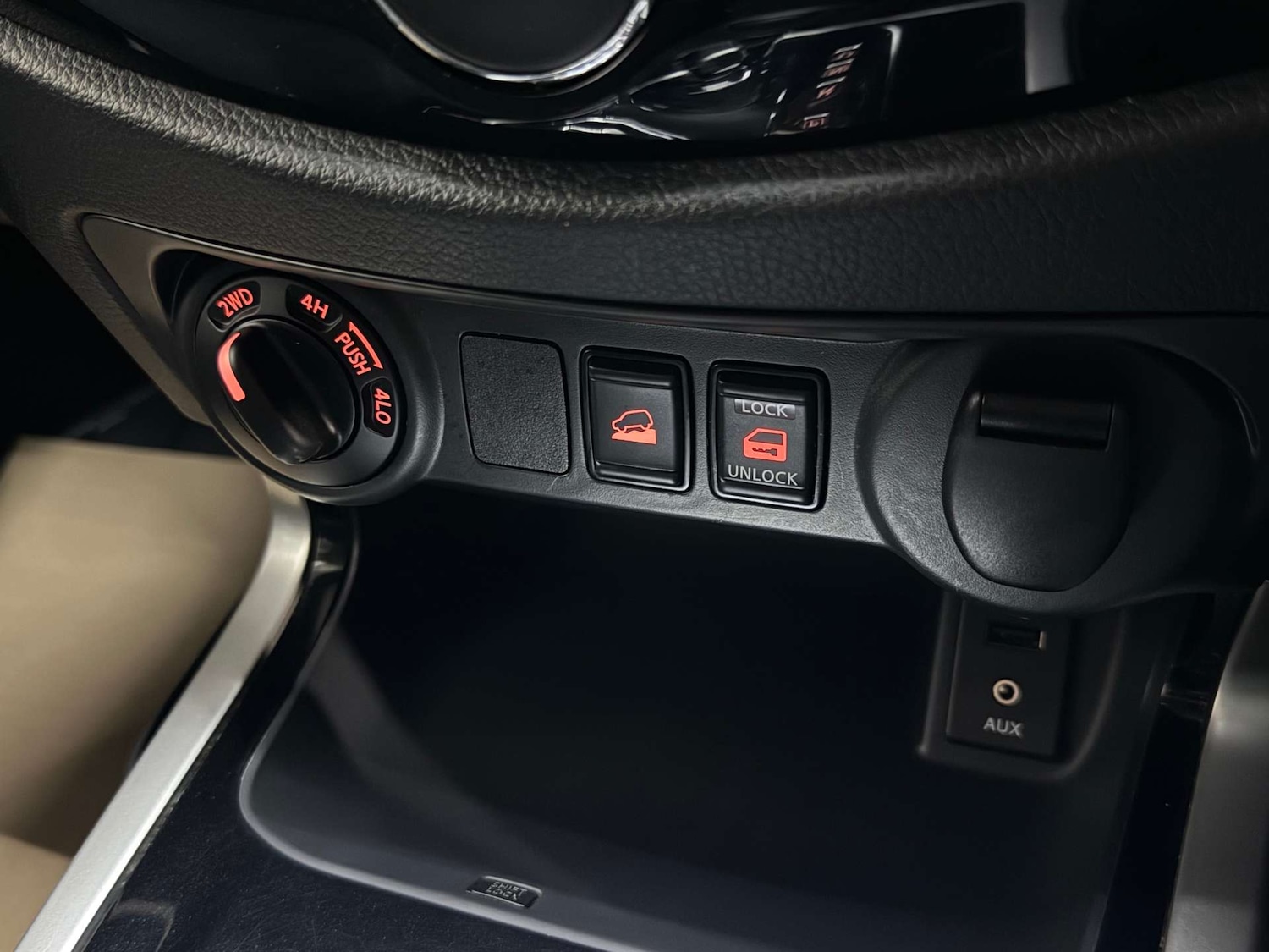 Used Nissan Navara 2018 for sale - 77276682: Photo 22