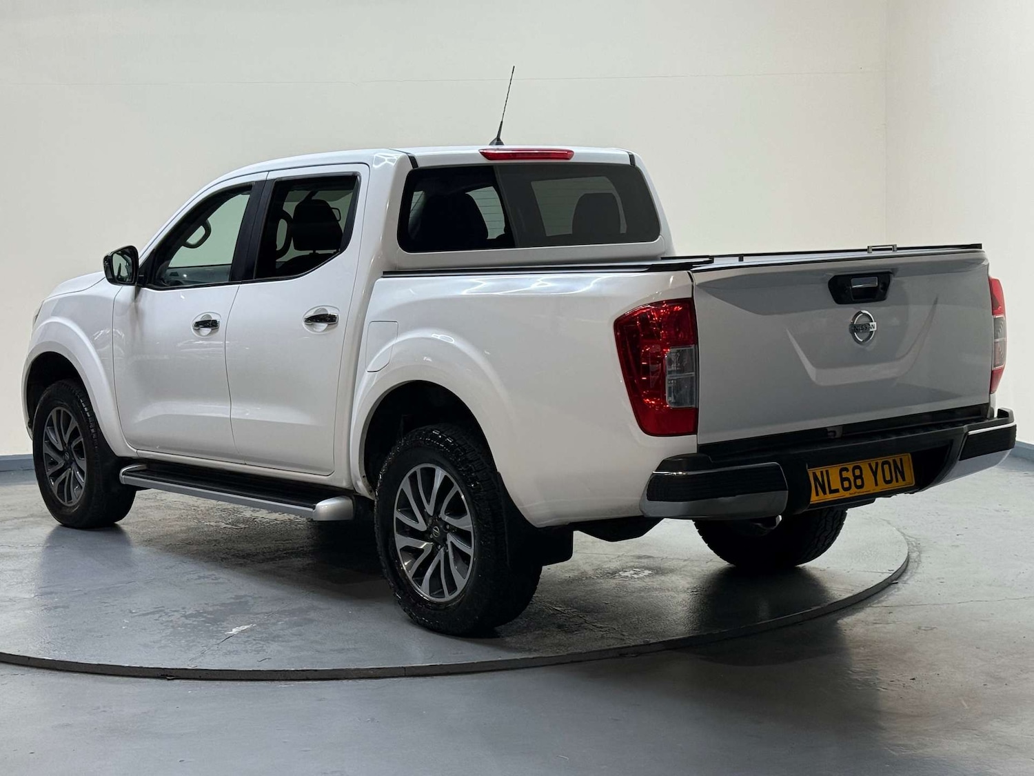 Used Nissan Navara 2018 for sale - 77276682: Photo 29