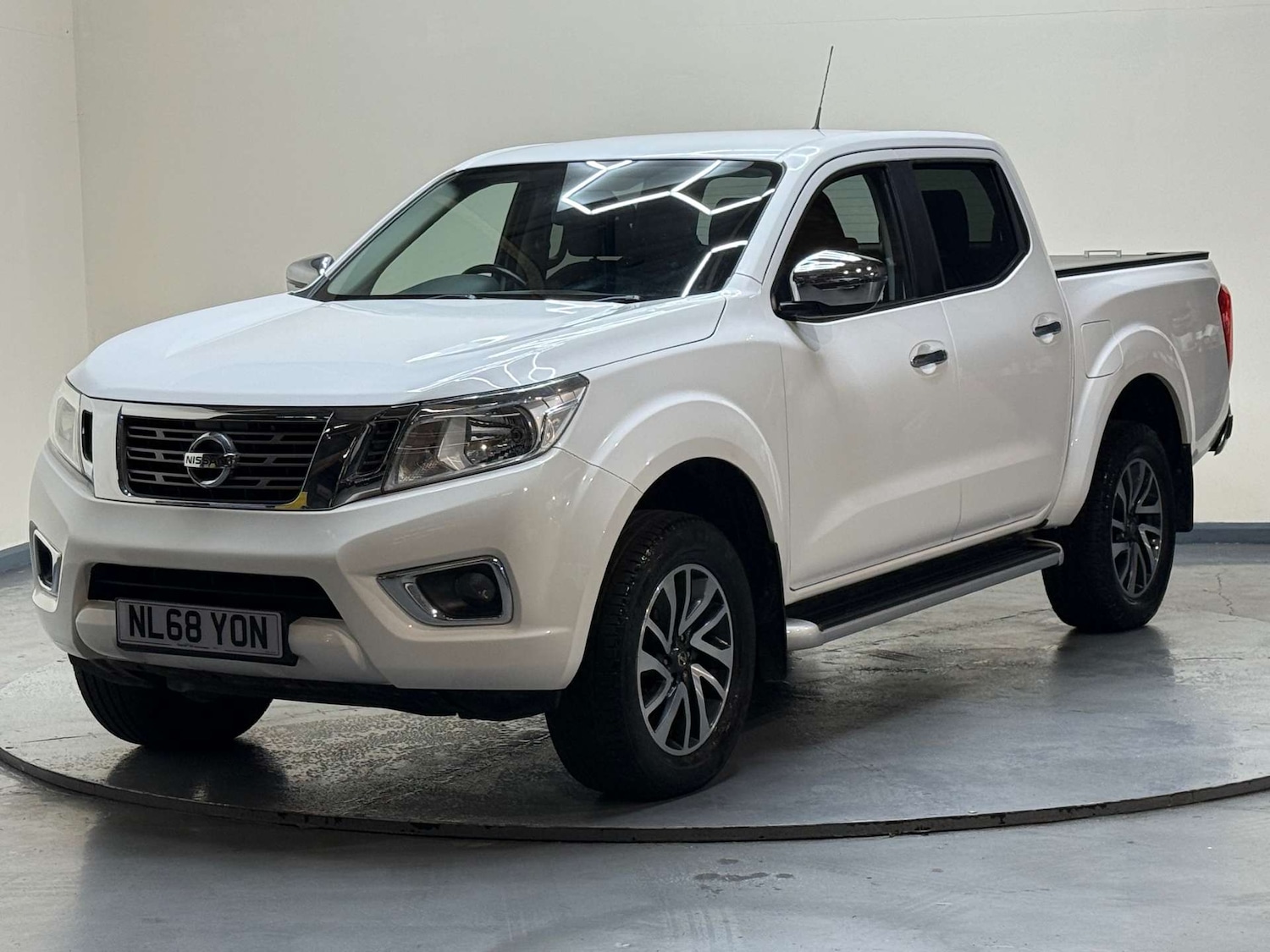 Used Nissan Navara 2018 for sale - 77276682: Photo 36
