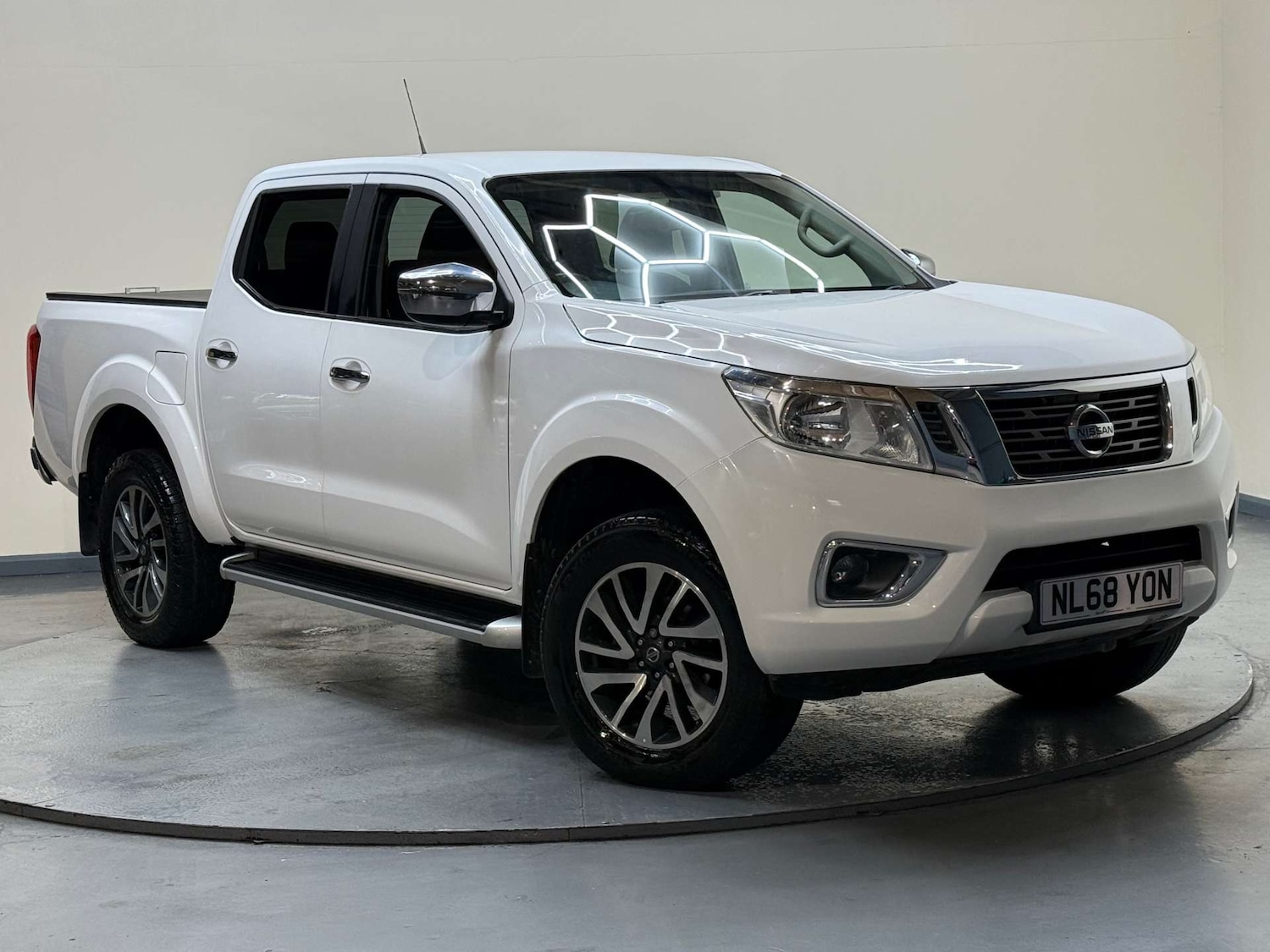 Used Nissan Navara 2018 for sale - 77276682: Photo 43